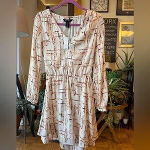 #35  NWT White House/Black Market White/Gold Cutie Dress